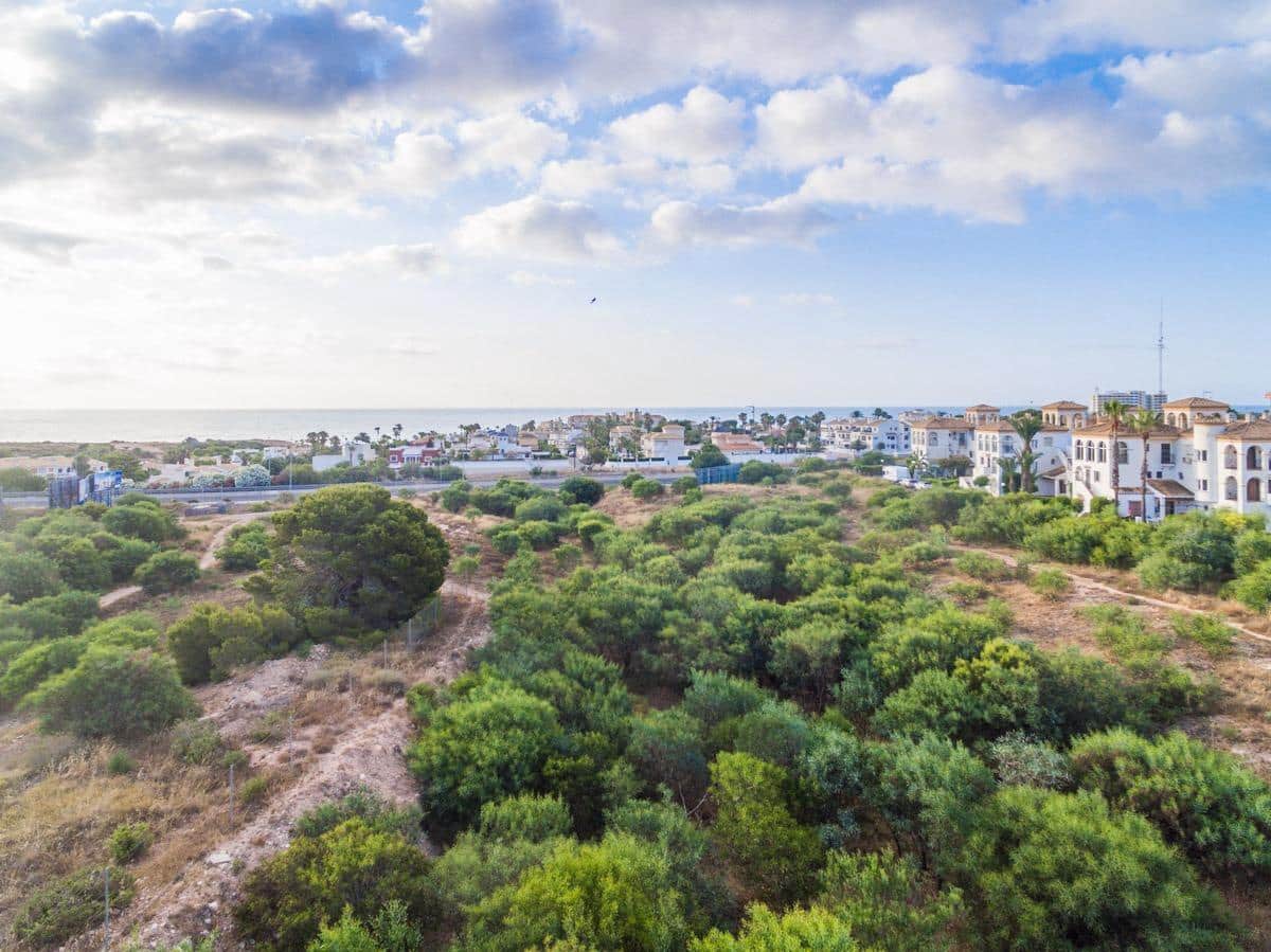2 makuuhuone Huoneisto myytävänä paikassa Playa Flamenca mukana uima-altaan 
autotalli - 380 000 € (Ref: 9915163)