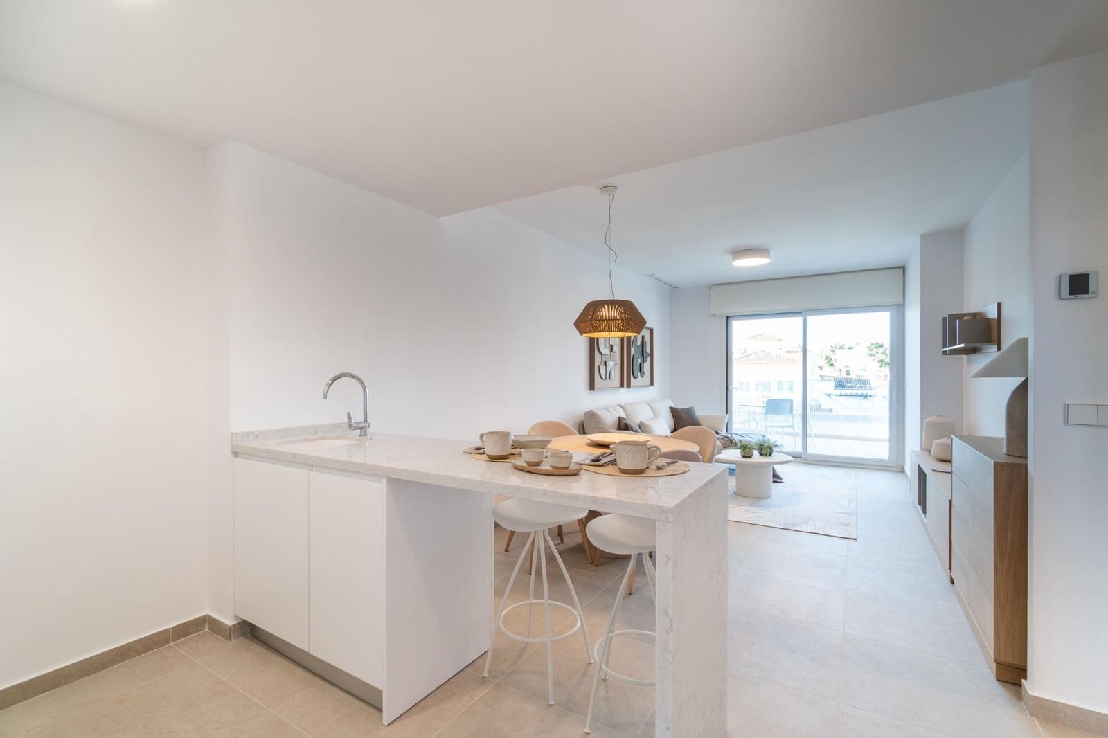 2 makuuhuone Huoneisto myytävänä paikassa Playa Flamenca mukana uima-altaan 
autotalli - 380 000 € (Ref: 9915163)