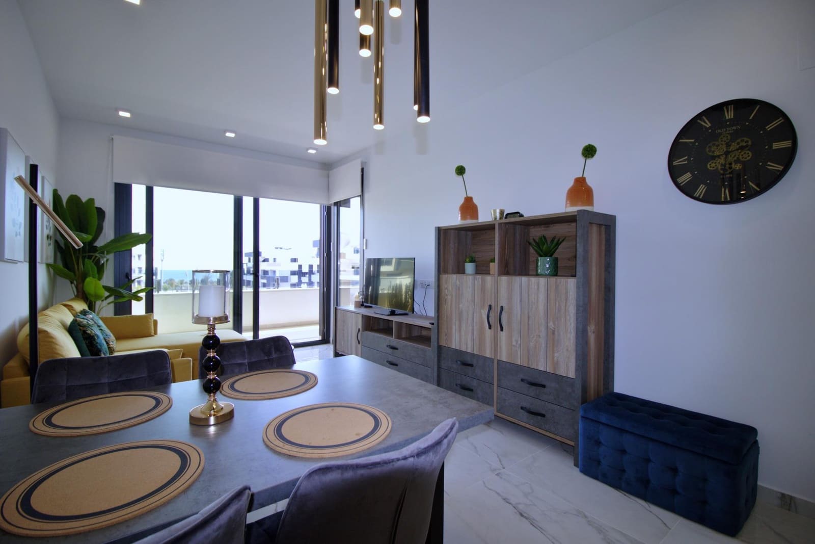 2 slaapkamer Appartement te koop in Playa Flamenca met zwembad - € 368.000 (Ref: 9916382)