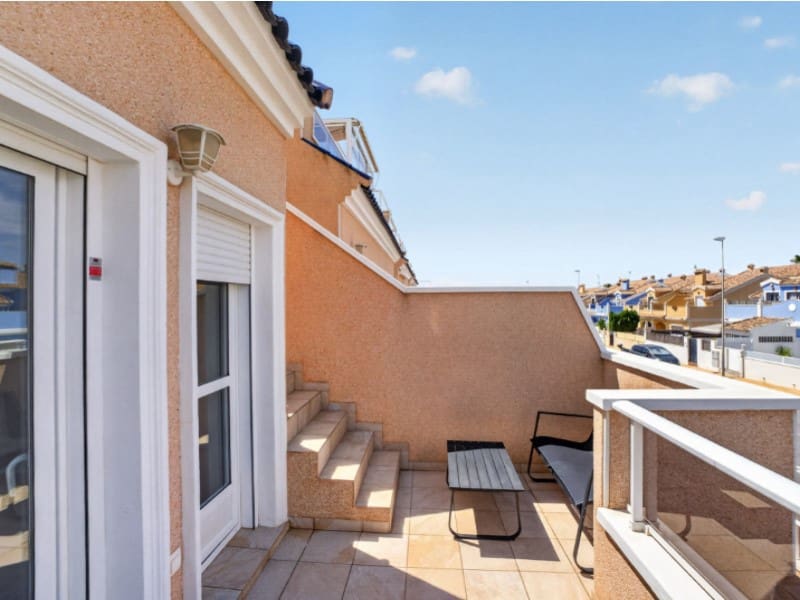 3 sovrum Hus till salu i Cabo Roig med pool garage - 342 000 € (Ref: 9916393)