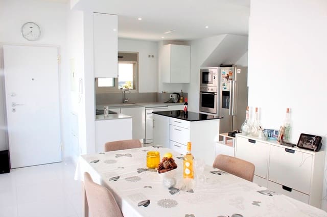 Chalet de 3 habitaciones en San Miguel de Salinas en venta con piscina garaje - 429.000 € (Ref: 9917576)