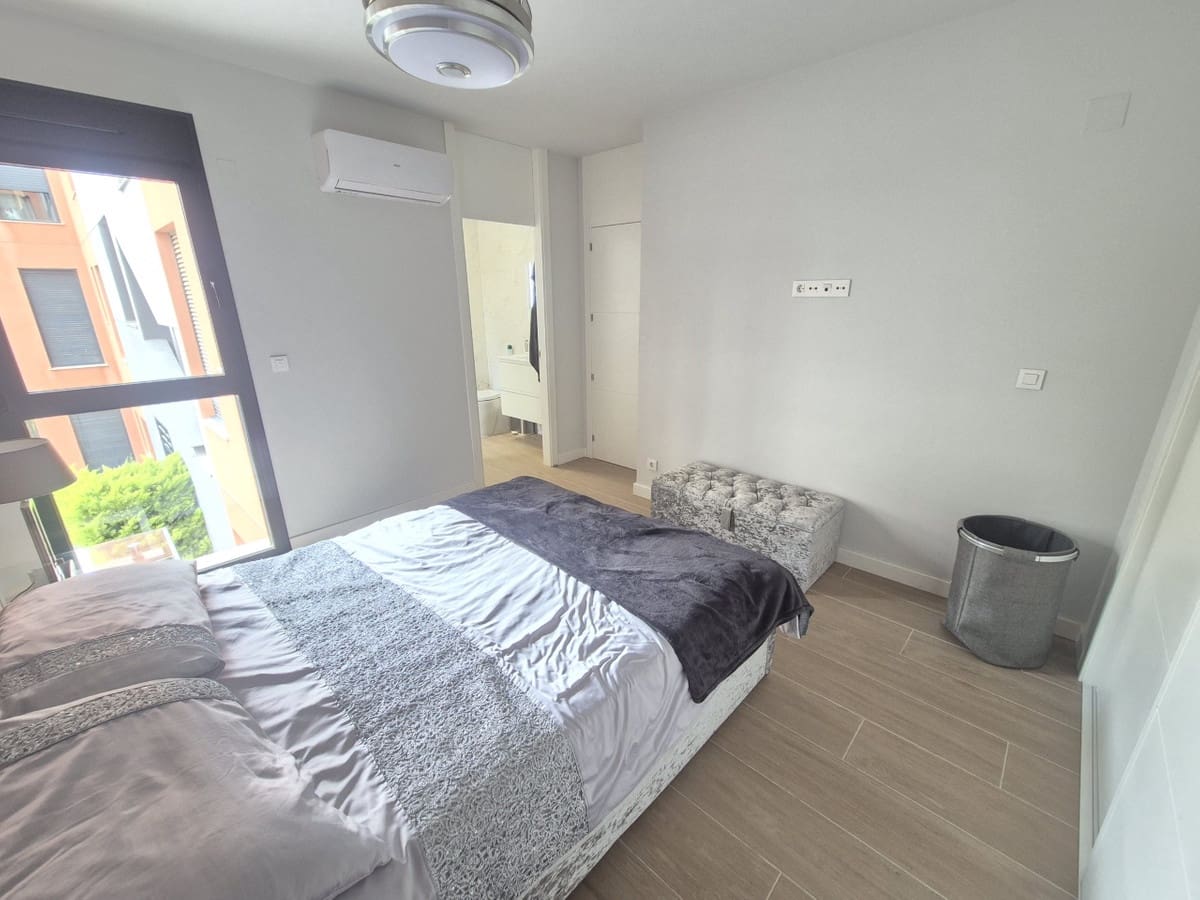 2 quarto Apartamento para venda em Villamartin com piscina garagem - 254 950 € (Ref: 9917577)