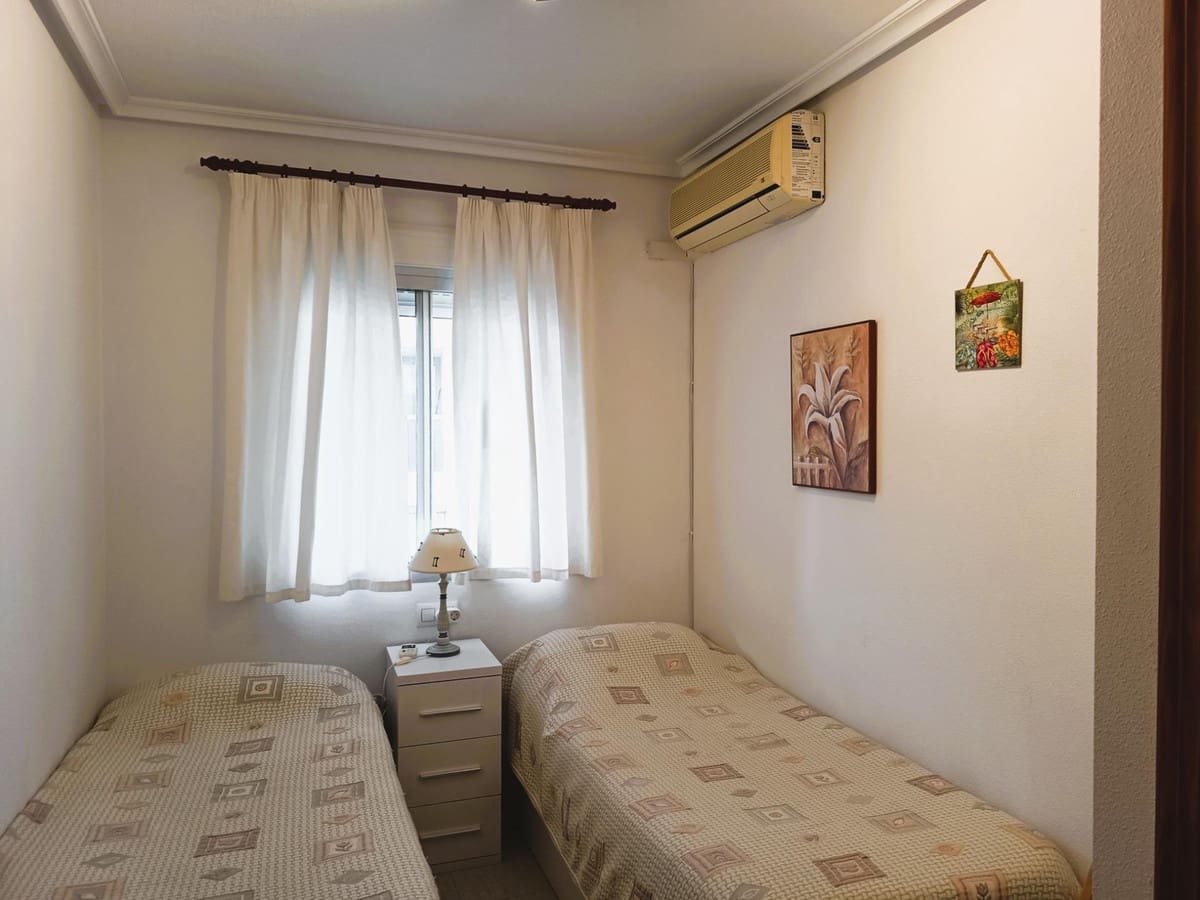 2 slaapkamer Penthouse te koop in Cabo Roig met zwembad garage - € 219.000 (Ref: 9917578)