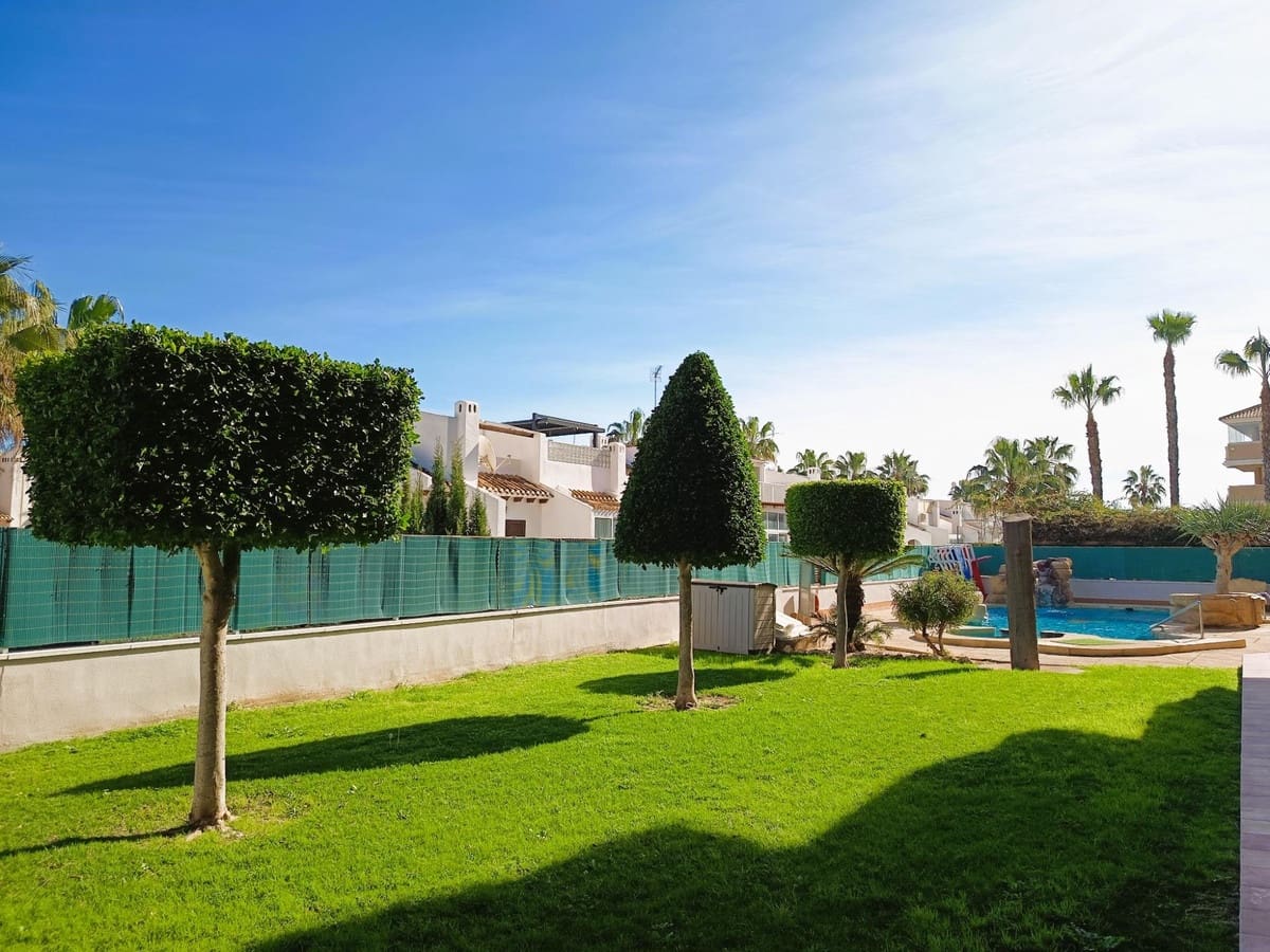 2 slaapkamer Penthouse te koop in Cabo Roig met zwembad garage - € 219.000 (Ref: 9917578)