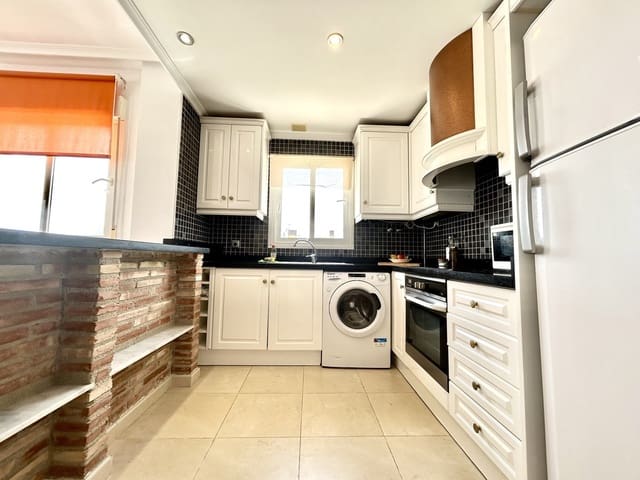 2 bedroom Apartment for sale in Villamartin, Orihuela with pool - € 190,000 (Ref: 9917582)