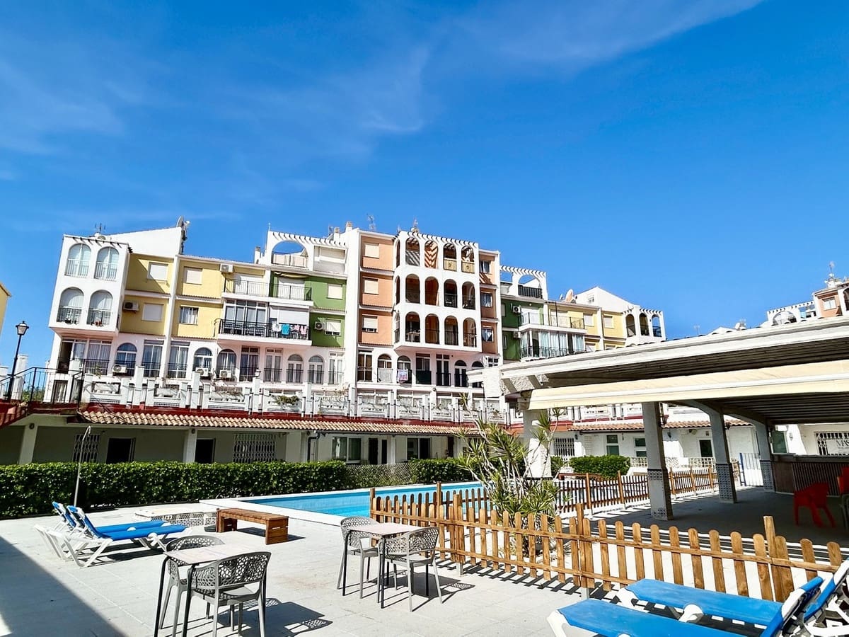 1 soverom Leilighet til salgs i Torrevieja med svømmebasseng - € 116 000 (Ref: 9917584)