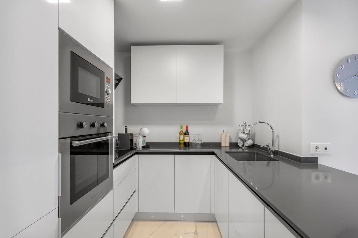 2 slaapkamer Appartement te koop in Los Altos met zwembad garage - € 249.000 (Ref: 9917626)