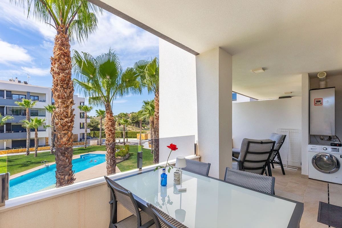 2 slaapkamer Appartement te koop in Los Altos met zwembad garage - € 249.000 (Ref: 9917626)