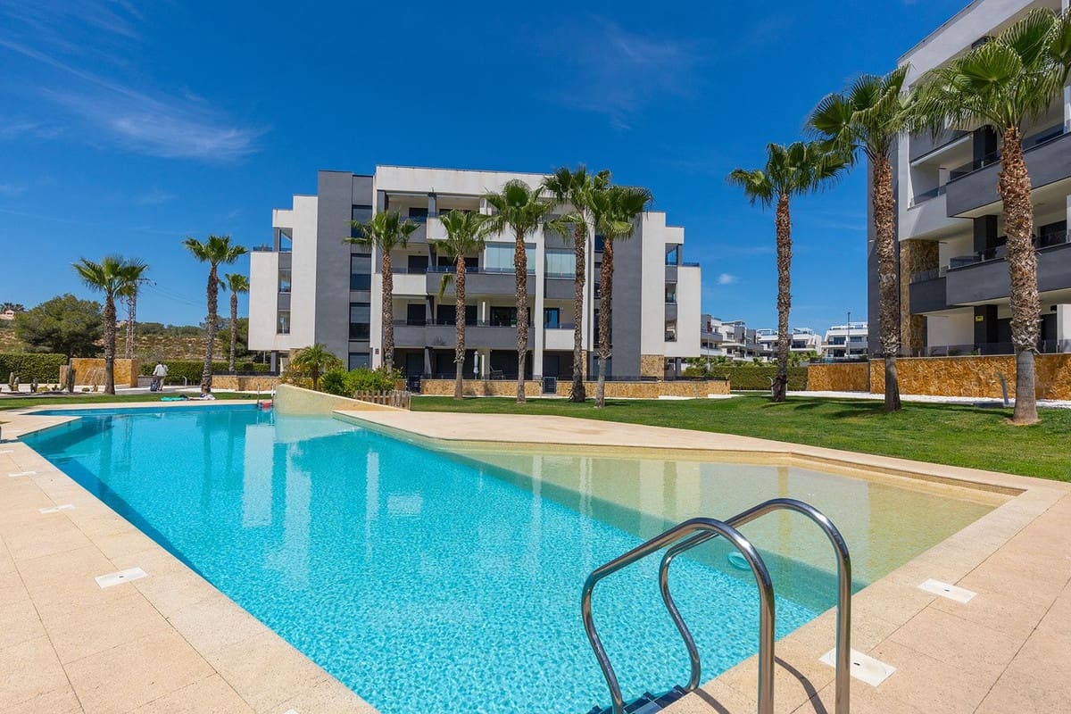 2 slaapkamer Appartement te koop in Los Altos met zwembad garage - € 249.000 (Ref: 9917626)
