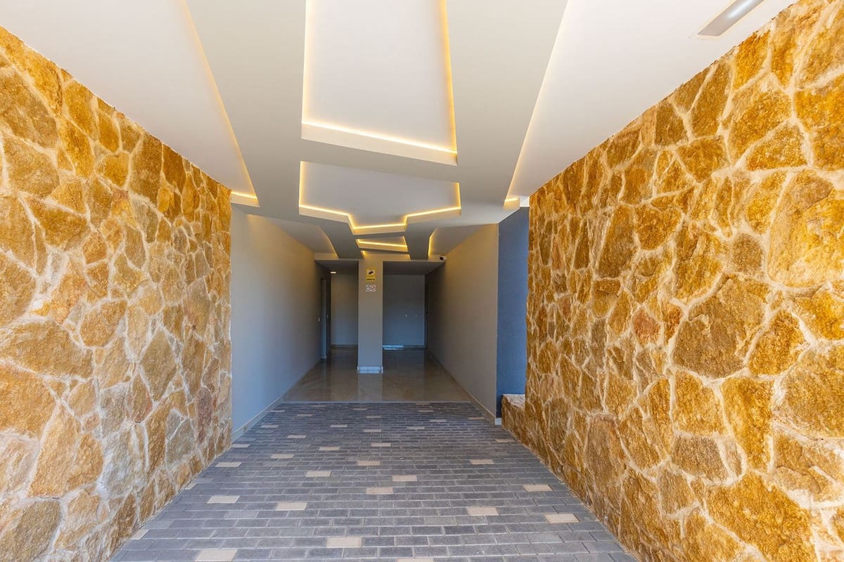 2 slaapkamer Appartement te koop in Los Altos met zwembad garage - € 249.000 (Ref: 9917626)