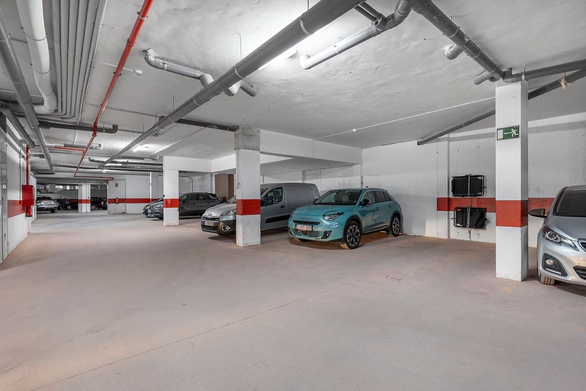 2 slaapkamer Appartement te koop in Los Altos met zwembad garage - € 249.000 (Ref: 9917626)