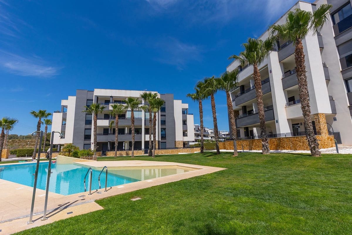 2 slaapkamer Appartement te koop in Los Altos met zwembad garage - € 249.000 (Ref: 9917626)