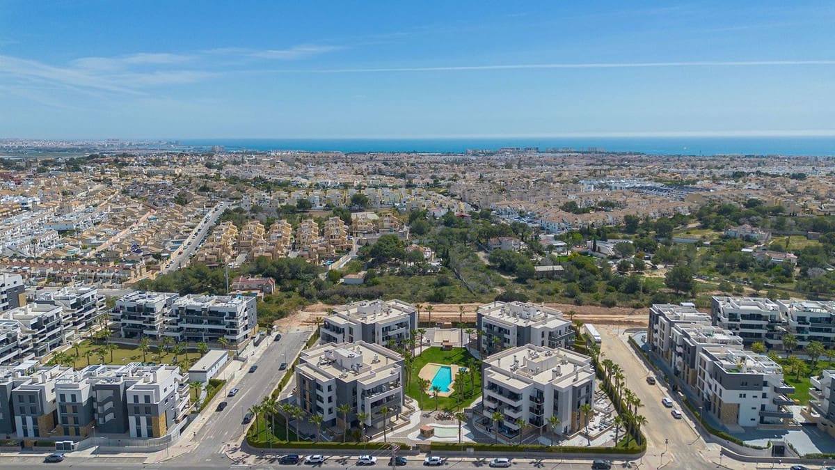 2 slaapkamer Appartement te koop in Los Altos met zwembad garage - € 249.000 (Ref: 9917626)