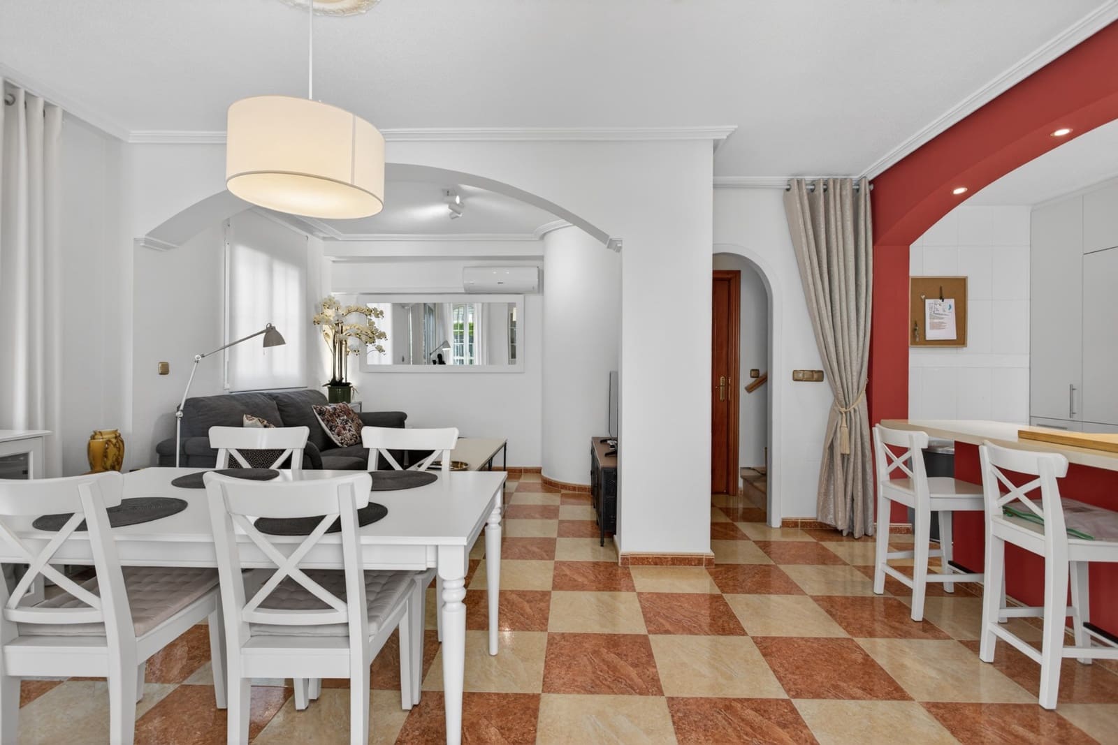 2 camera da letto Villa in vendita in Cabo Roig con piscina - 239.000 € (Rif: 9918654)