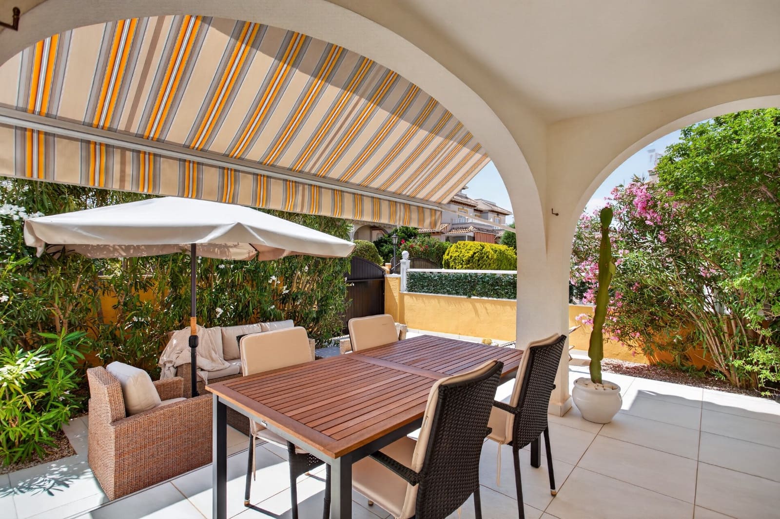 2 camera da letto Villa in vendita in Cabo Roig con piscina - 239.000 € (Rif: 9918654)