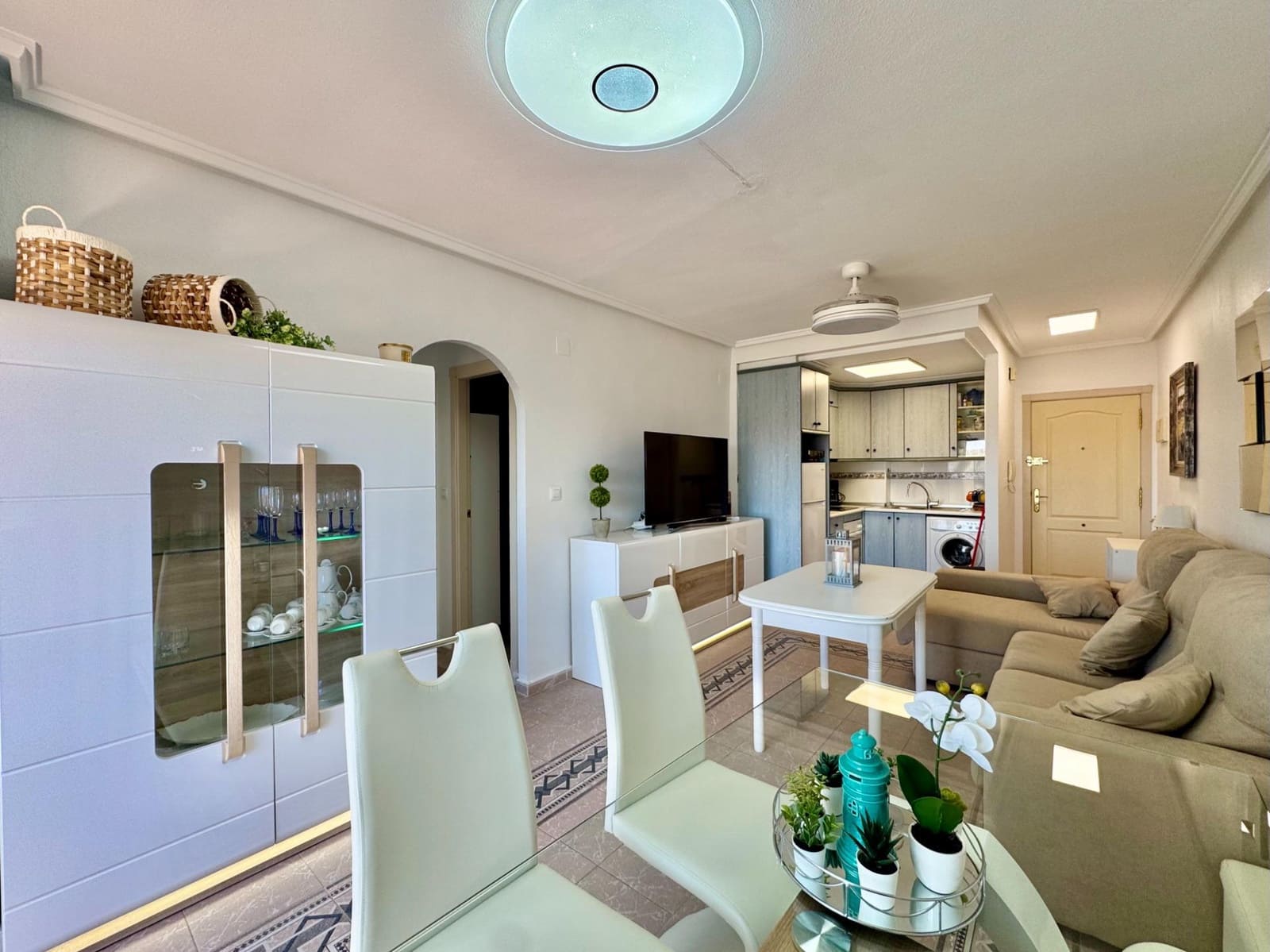 2 chambre Appartement à vendre à Torrevieja avec piscine - 172 900 € (Ref: 9918938)