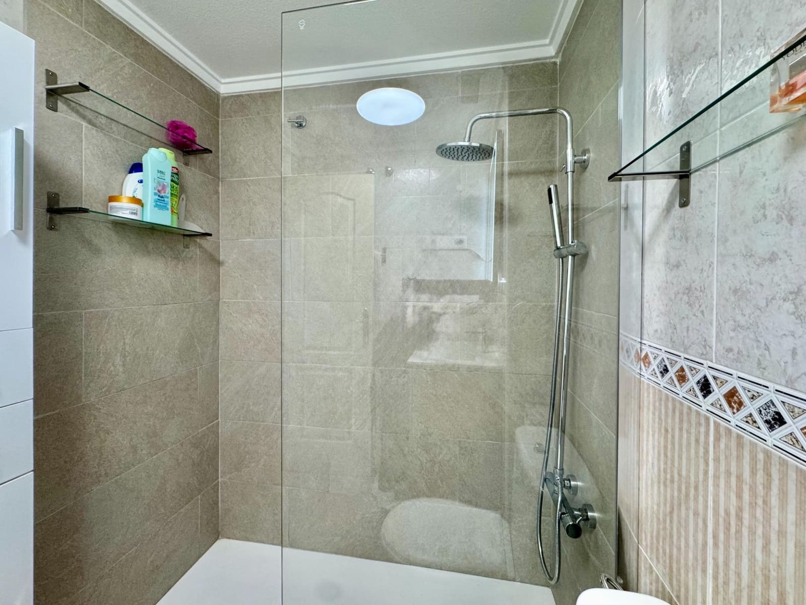 2 chambre Appartement à vendre à Torrevieja avec piscine - 172 900 € (Ref: 9918938)