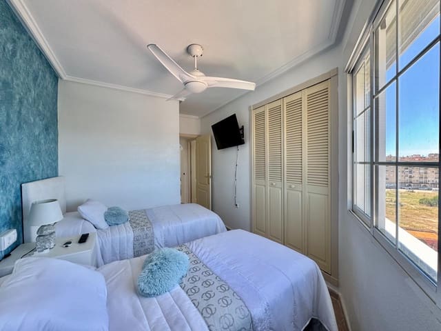 2 chambre Appartement à vendre à Torrevieja avec piscine - 172 900 € (Ref: 9918938)