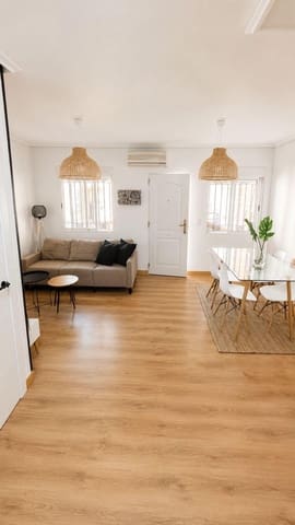3 soverom Hus til salgs i La Zenia, Orihuela med svømmebasseng - € 279 900 (Ref: 9955539)