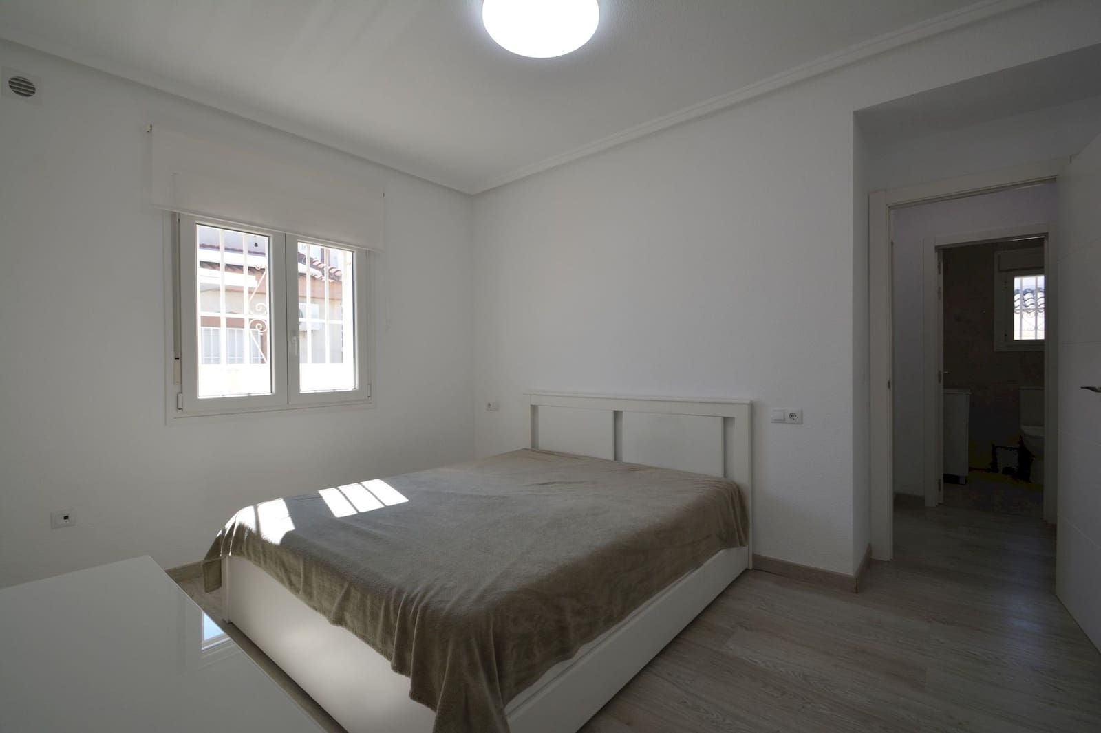 4 soveværelse Villa til salg i Ciudad Quesada med swimmingpool garage - € 470.000 (Ref: 9955540)