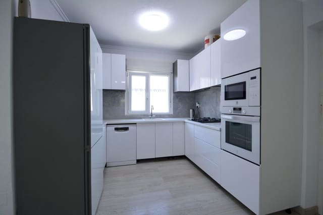 4 soveværelse Villa til salg i Ciudad Quesada, Rojales med swimmingpool garage - € 470.000 (Ref: 9955540)