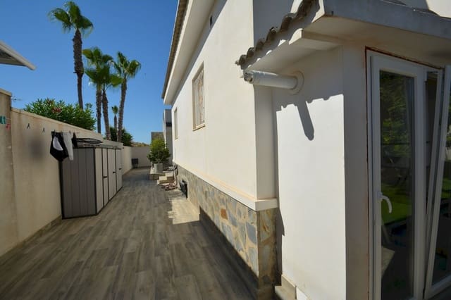 4 soveværelse Villa til salg i Ciudad Quesada, Rojales med swimmingpool garage - € 470.000 (Ref: 9955540)