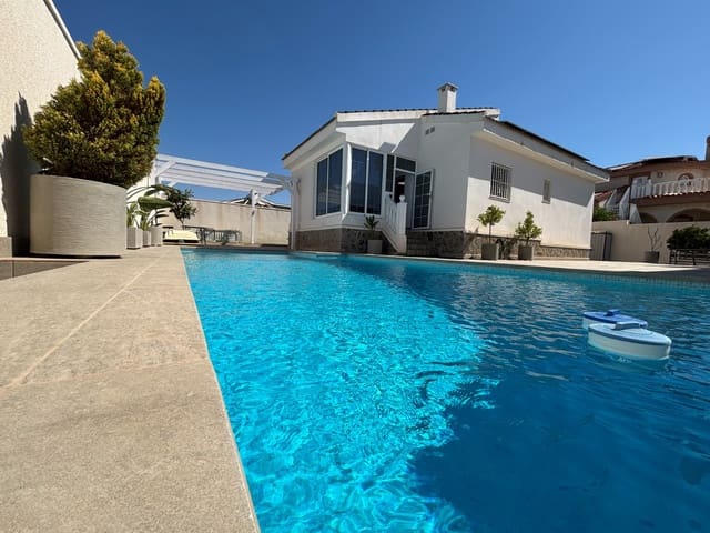 4 soveværelse Villa til salg i Ciudad Quesada, Rojales med swimmingpool garage - € 470.000 (Ref: 9955540)