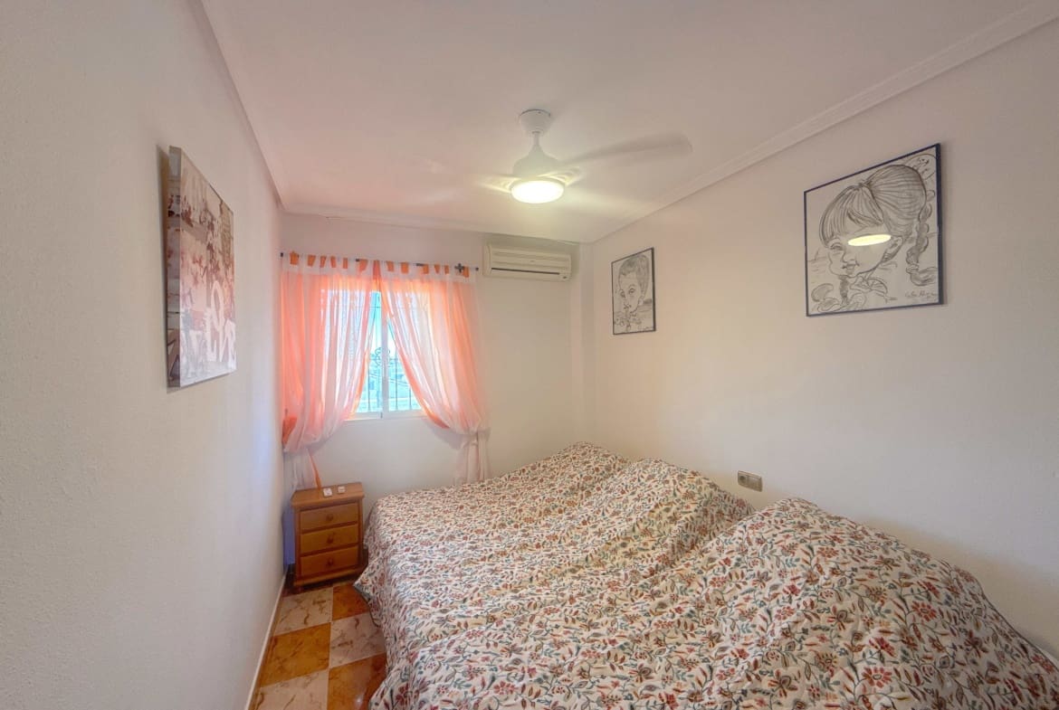 2 chambre Penthouse à vendre à Cabo Roig avec piscine garage - 169 950 € (Ref: 9957563)