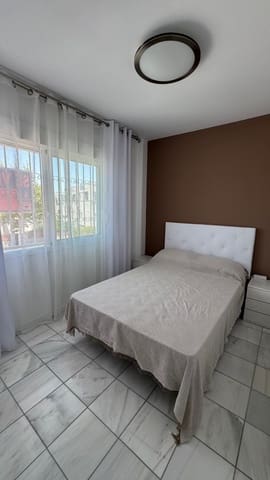 2 soverom Hus til salgs i Puerto Deportivo, Torrevieja med svømmebasseng garasje - € 240 000 (Ref: 9959029)