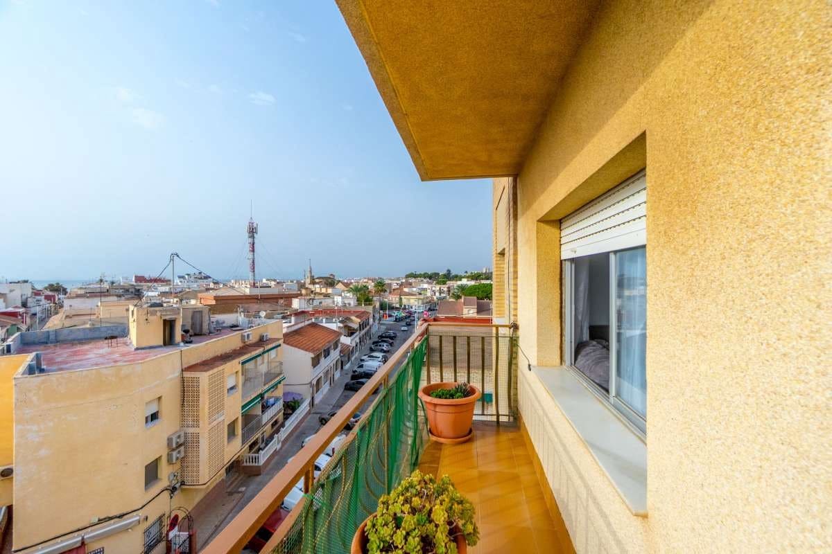 3 soverom Penthouse til salgs i Lo Pagan - € 129 990 (Ref: 9959035)