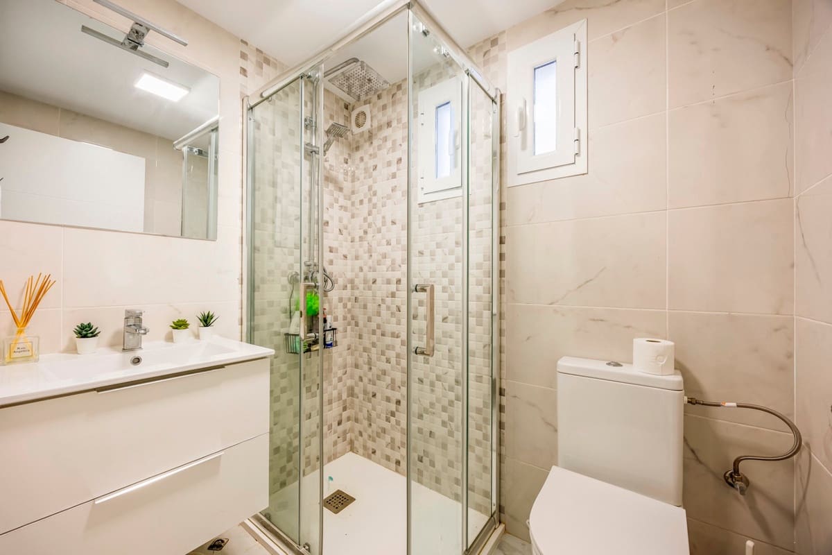 5 slaapkamer Villa te koop in Ciudad Quesada met zwembad garage - € 590.000 (Ref: 9959036)