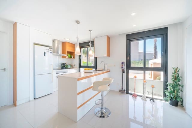 3 bedroom Villa for sale in Ciudad Quesada, Rojales with pool garage - € 399,000 (Ref: 9959038)