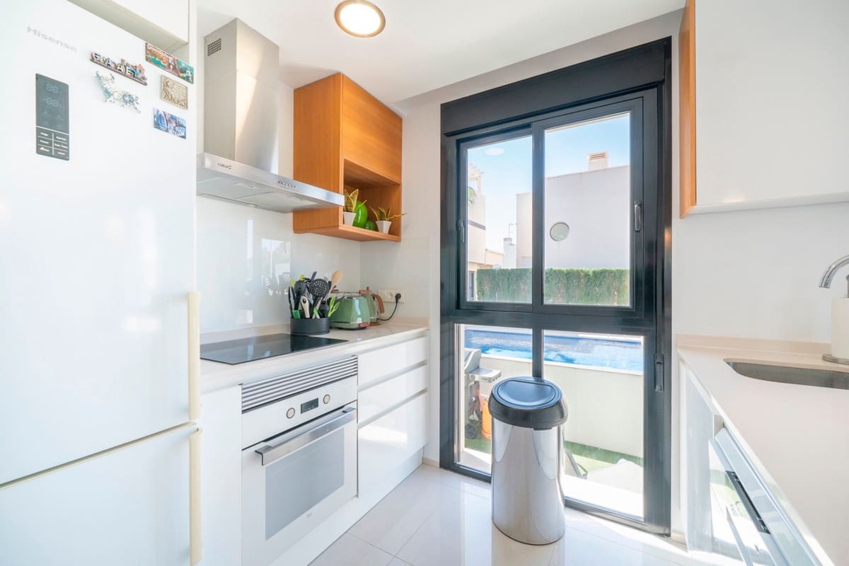 3 Zimmer Villa zu verkaufen in Ciudad Quesada mit Pool Garage - 399.000 € (Ref: 9959038)