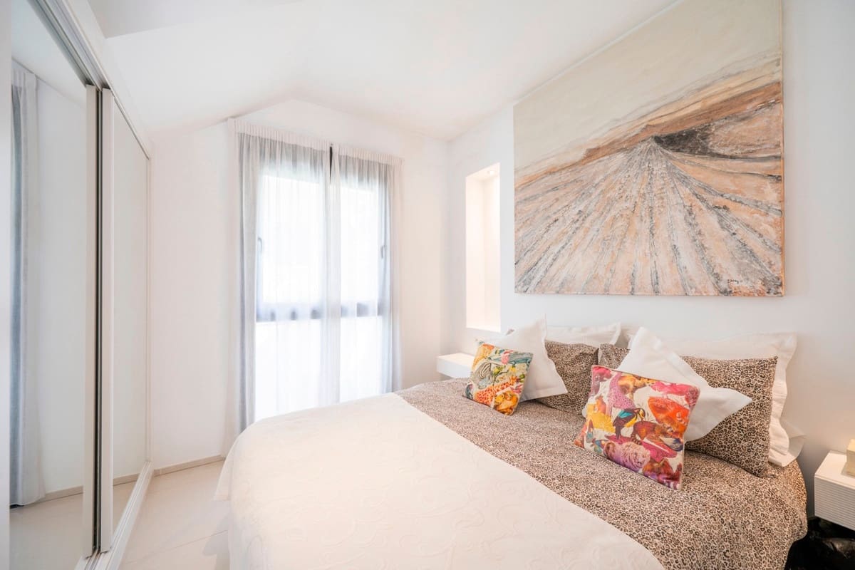 3 Zimmer Villa zu verkaufen in Ciudad Quesada mit Pool Garage - 399.000 € (Ref: 9959038)