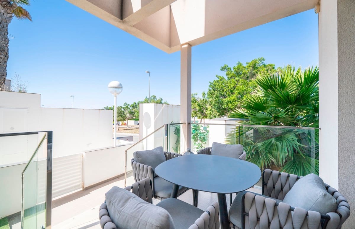 3 Zimmer Villa zu verkaufen in Ciudad Quesada mit Pool Garage - 399.000 € (Ref: 9959038)