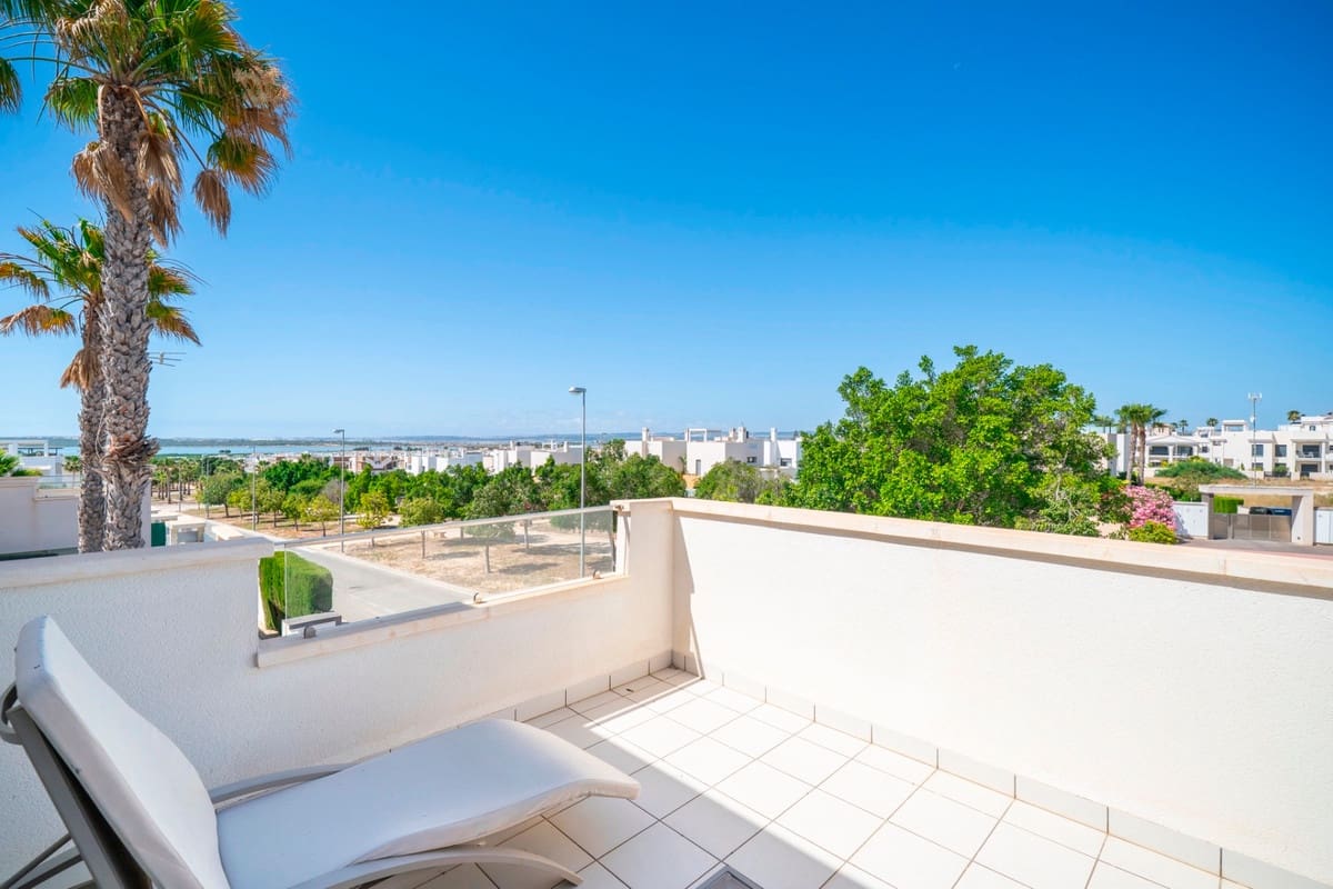 3 Zimmer Villa zu verkaufen in Ciudad Quesada mit Pool Garage - 399.000 € (Ref: 9959038)