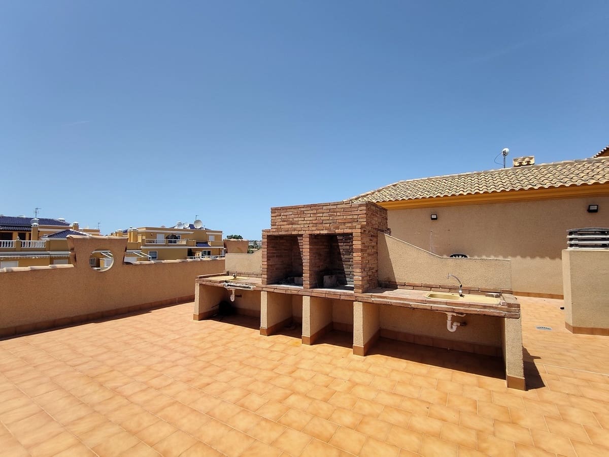 2 soveværelse Lejlighed til salg i Cabo Roig med swimmingpool garage - € 230.000 (Ref: 9959039)