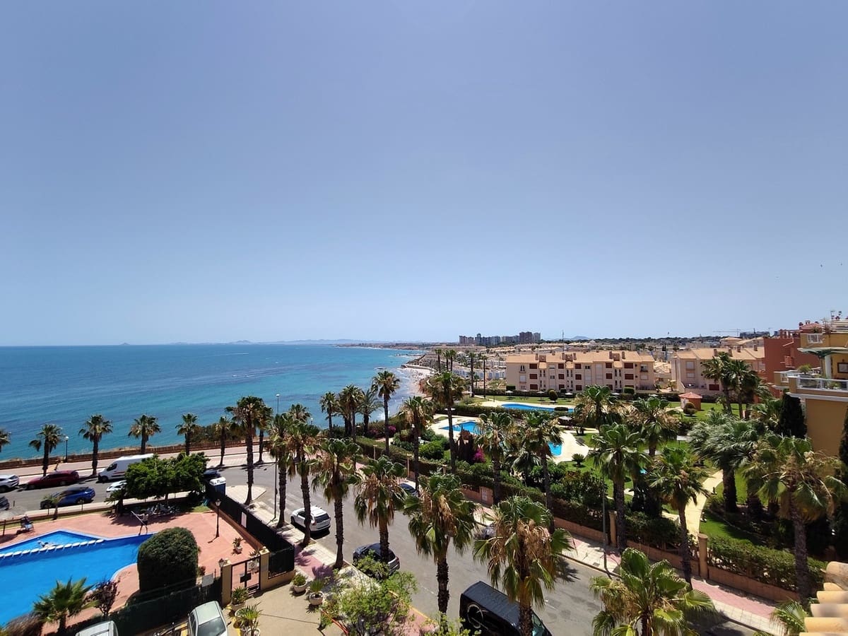 2 soveværelse Lejlighed til salg i Cabo Roig med swimmingpool garage - € 230.000 (Ref: 9959039)