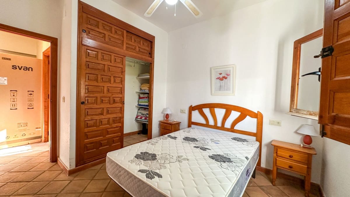 4 soverom Villa til salgs i Cabo Roig med svømmebasseng garasje - € 699 000 (Ref: 9959041)
