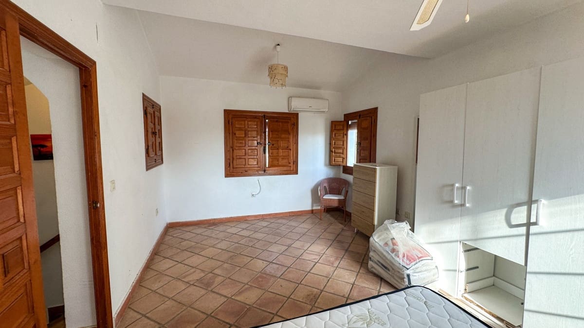 4 soverom Villa til salgs i Cabo Roig med svømmebasseng garasje - € 699 000 (Ref: 9959041)