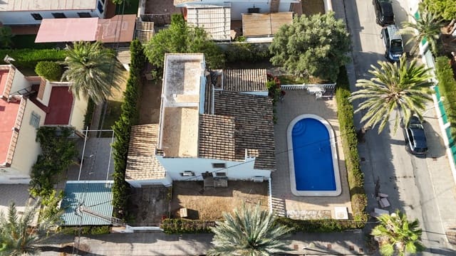 4 quarto Moradia para venda em Cabo Roig, Orihuela com piscina garagem - 699 000 € (Ref: 9959041)