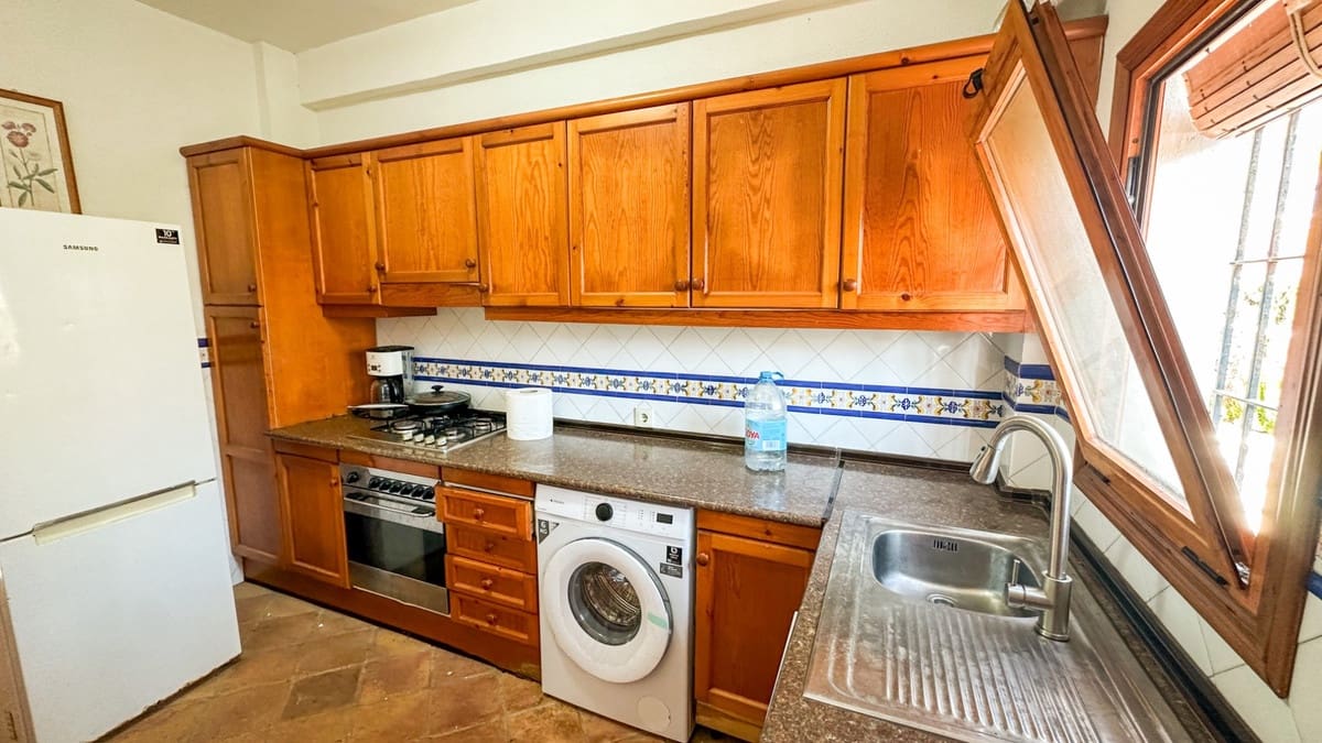 4 soverom Villa til salgs i Cabo Roig med svømmebasseng garasje - € 699 000 (Ref: 9959041)