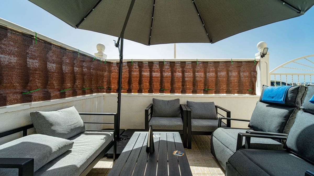 Apartamento de 2 habitaciones en Ciudad Quesada en venta con piscina garaje - 137.950 € (Ref: 9959043)