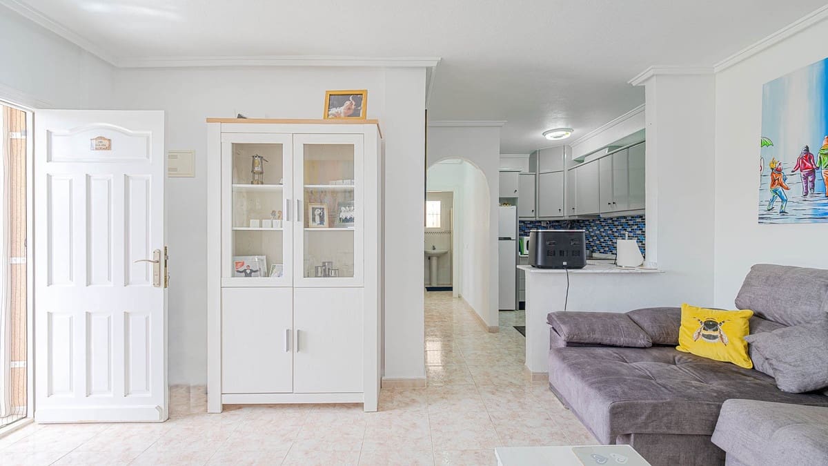 Apartamento de 2 habitaciones en Ciudad Quesada en venta con piscina garaje - 137.950 € (Ref: 9959043)