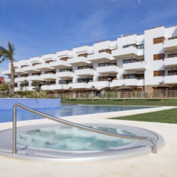 2 chambre Appartement à vendre à Cabo Roig avec piscine garage - 239 900 € (Ref: 9966962)