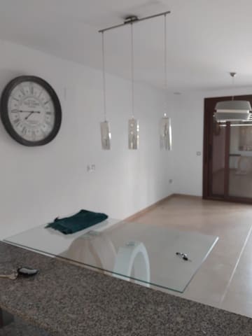 2 chambre Appartement à vendre à Cabo Roig, Orihuela avec piscine garage - 239 900 € (Ref: 9966962)
