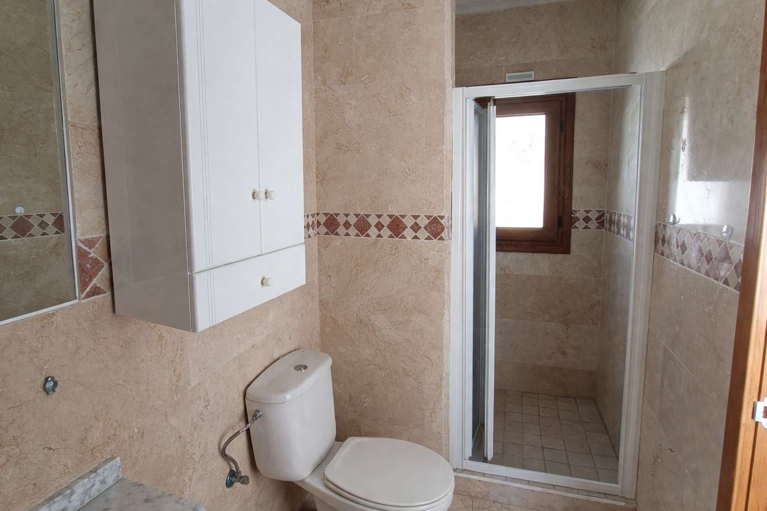 3 sypialnia Willa na sprzedaż w Algorfa z basenem garażem - 375 000 € (Ref: 9969260)