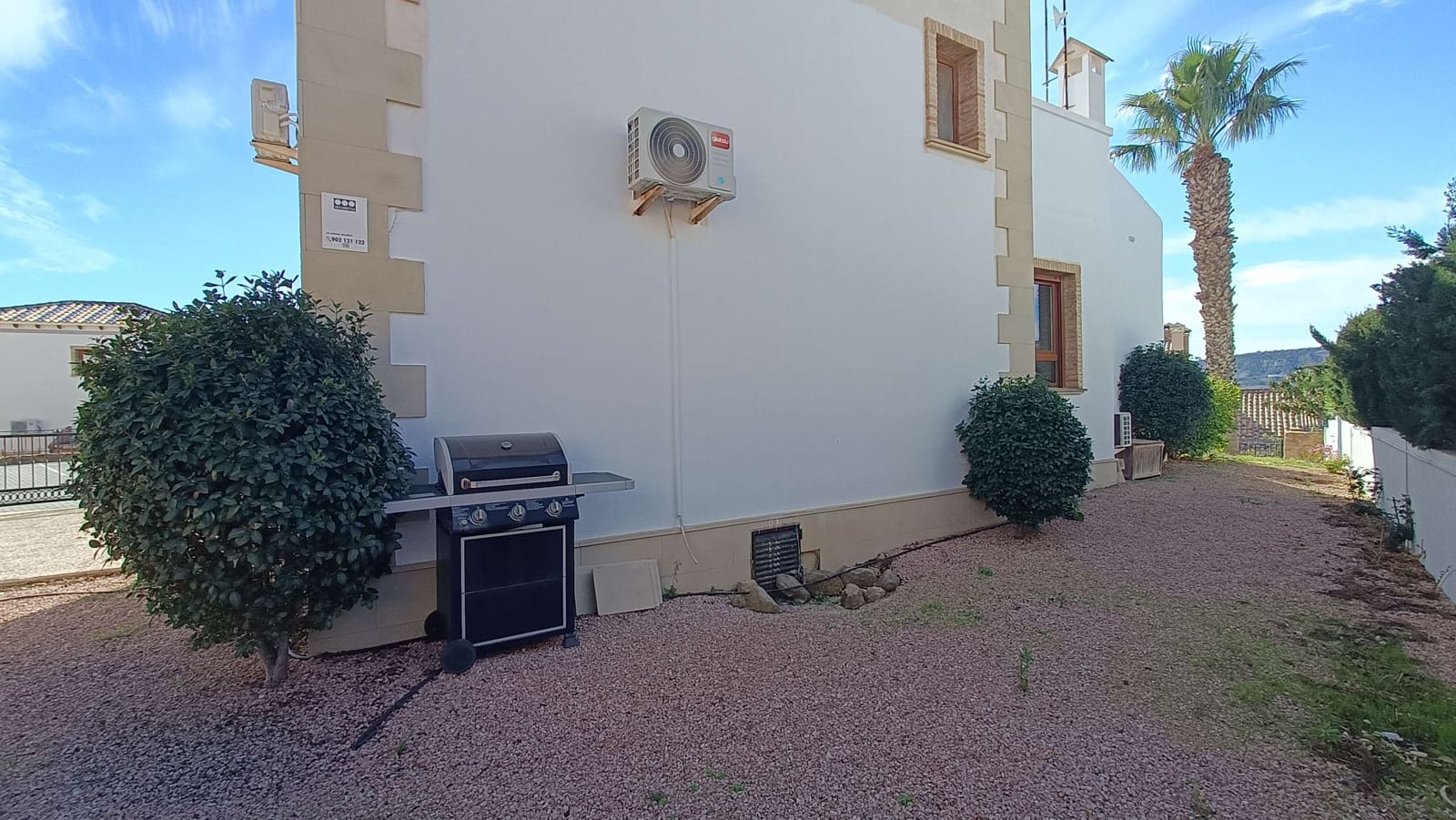 3 sypialnia Willa na sprzedaż w Algorfa z basenem garażem - 375 000 € (Ref: 9969260)