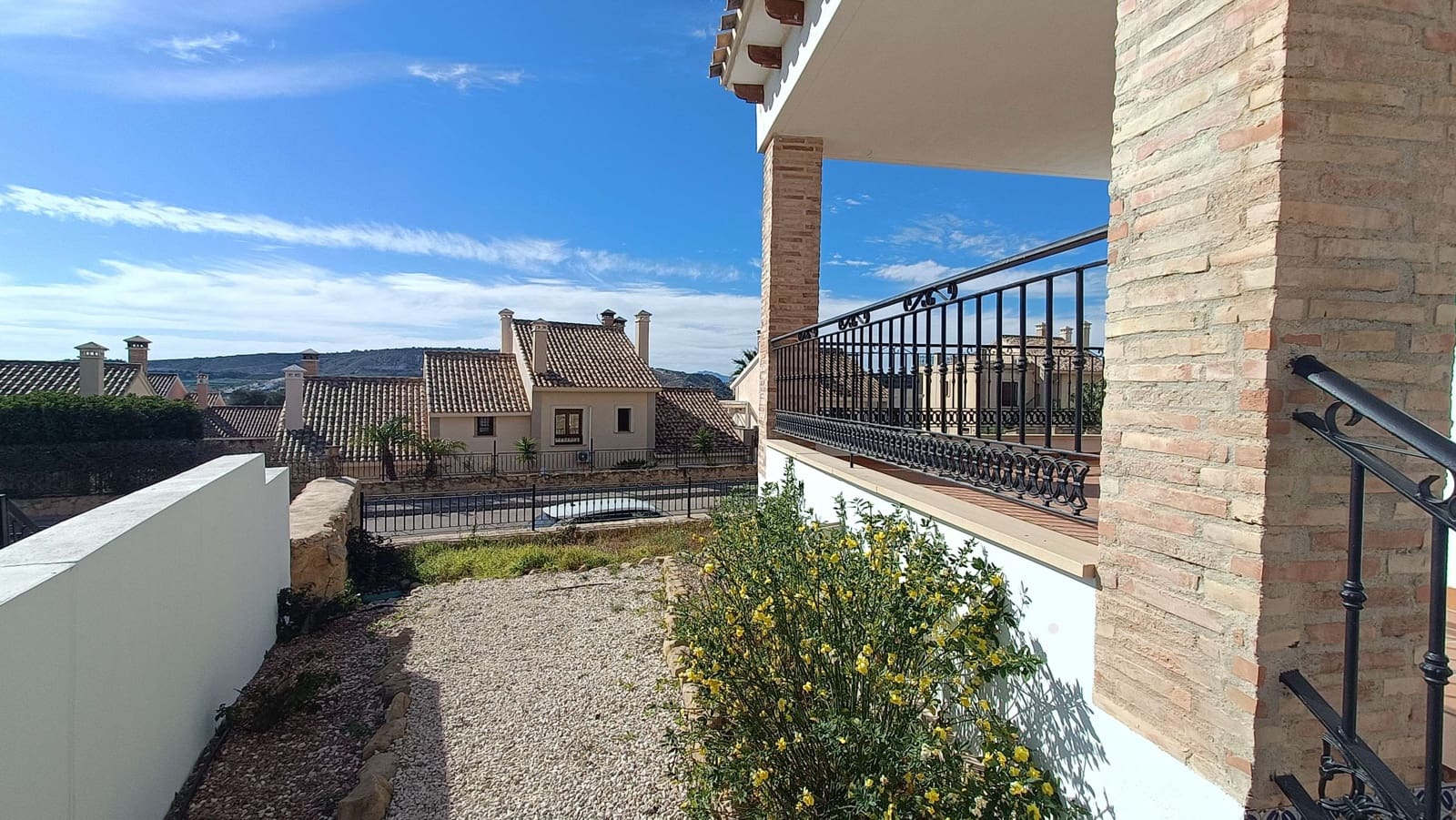 3 sypialnia Willa na sprzedaż w Algorfa z basenem garażem - 375 000 € (Ref: 9969260)