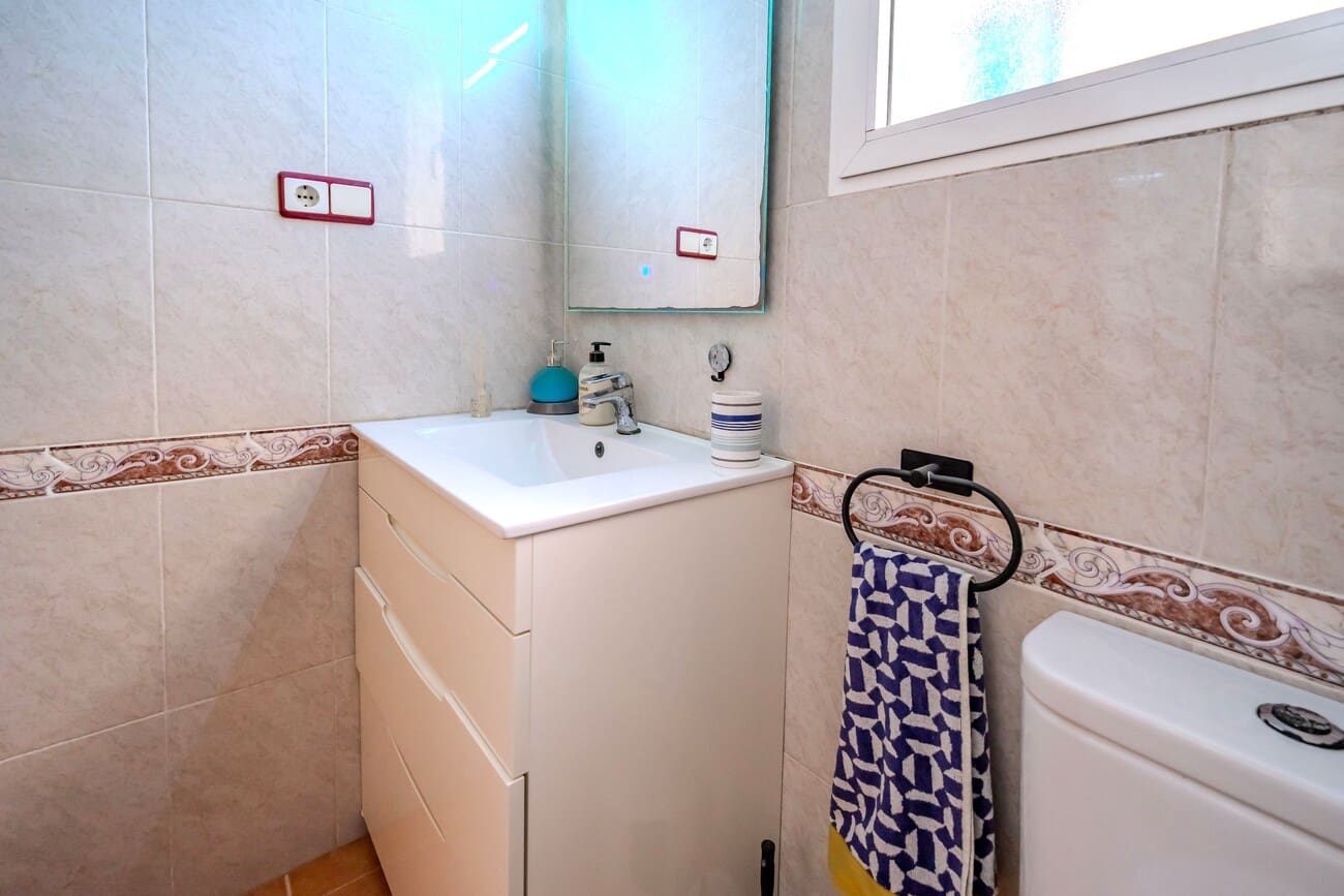 3 soverom Hus til salgs i Los Altos med svømmebasseng garasje - € 199 950 (Ref: 9969263)